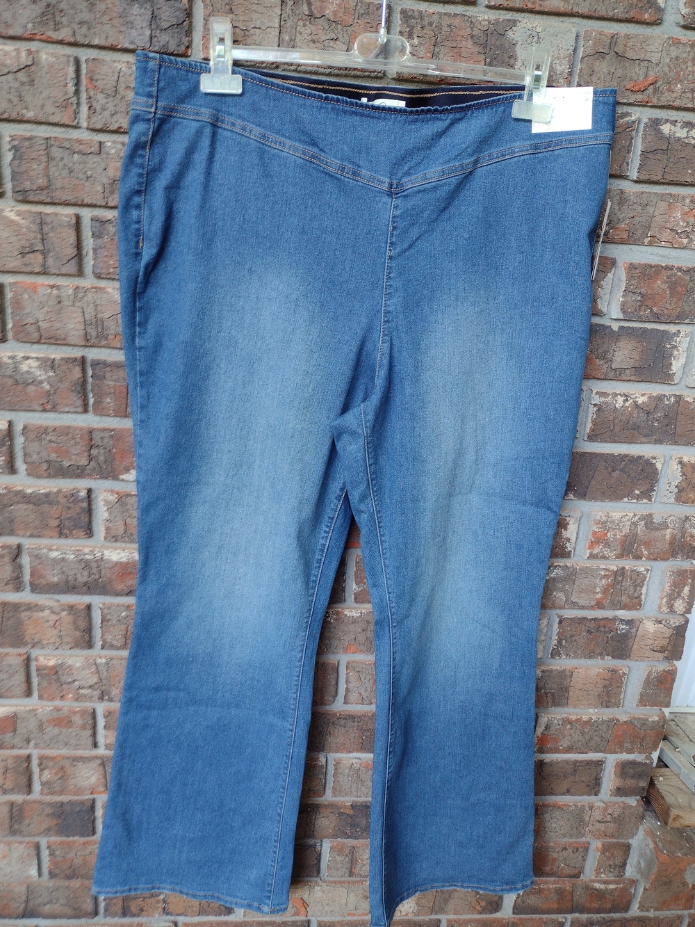NWT Jessica Simpson Blue Jeans Womens 20W Jayda Pullon Flare Soft Sculpt Stretch